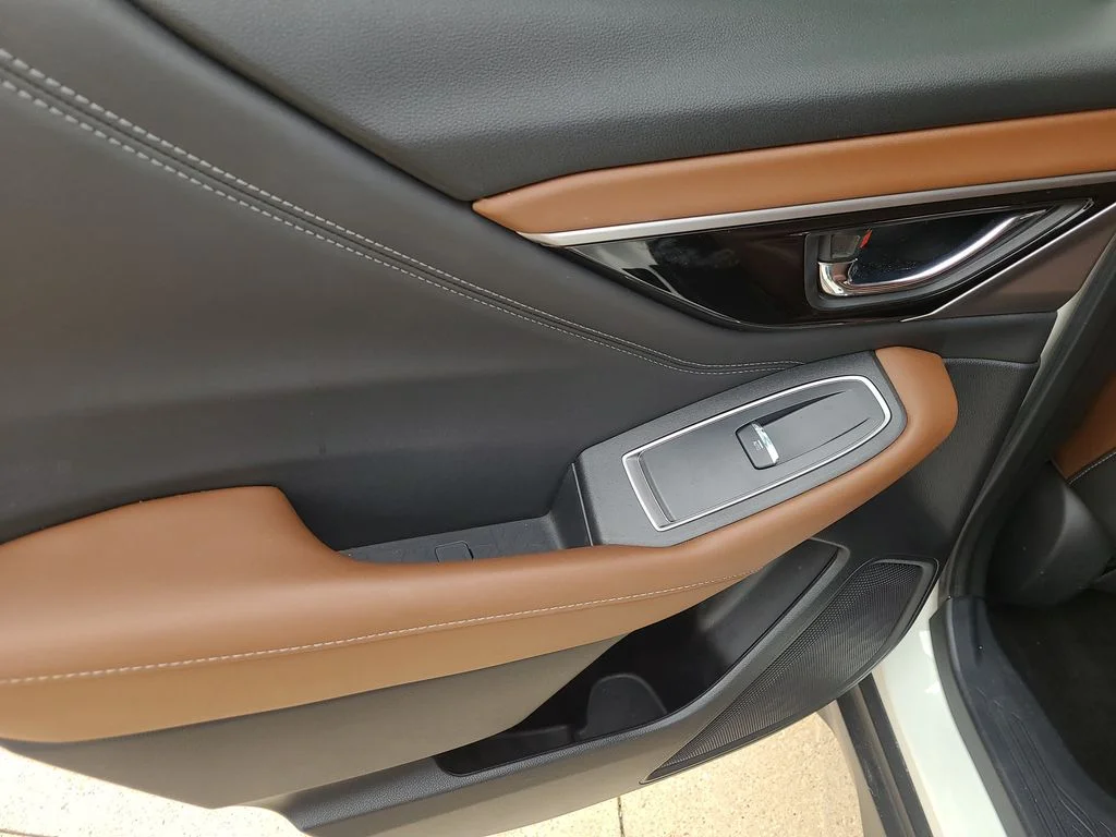 Used 2020 White Subaru Touring XT image 17