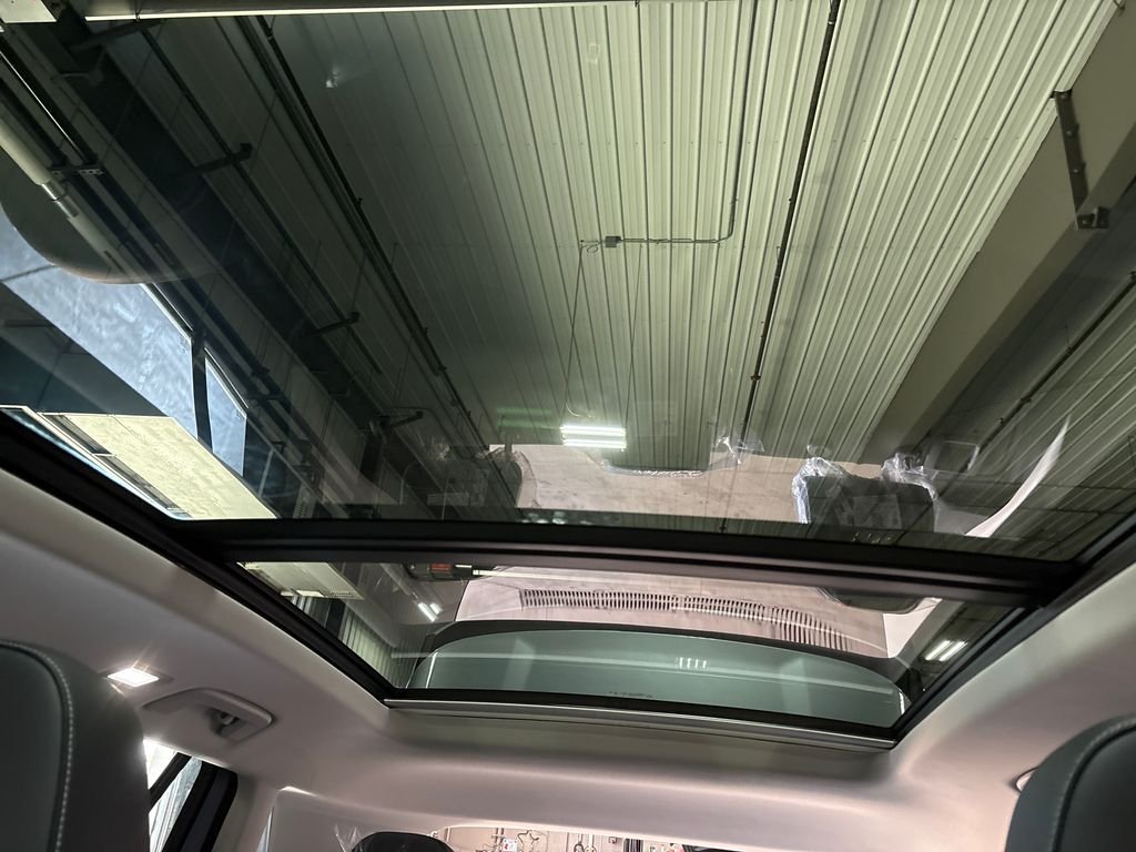 New 2026 Silver Volkswagen 2.0T SE image 19