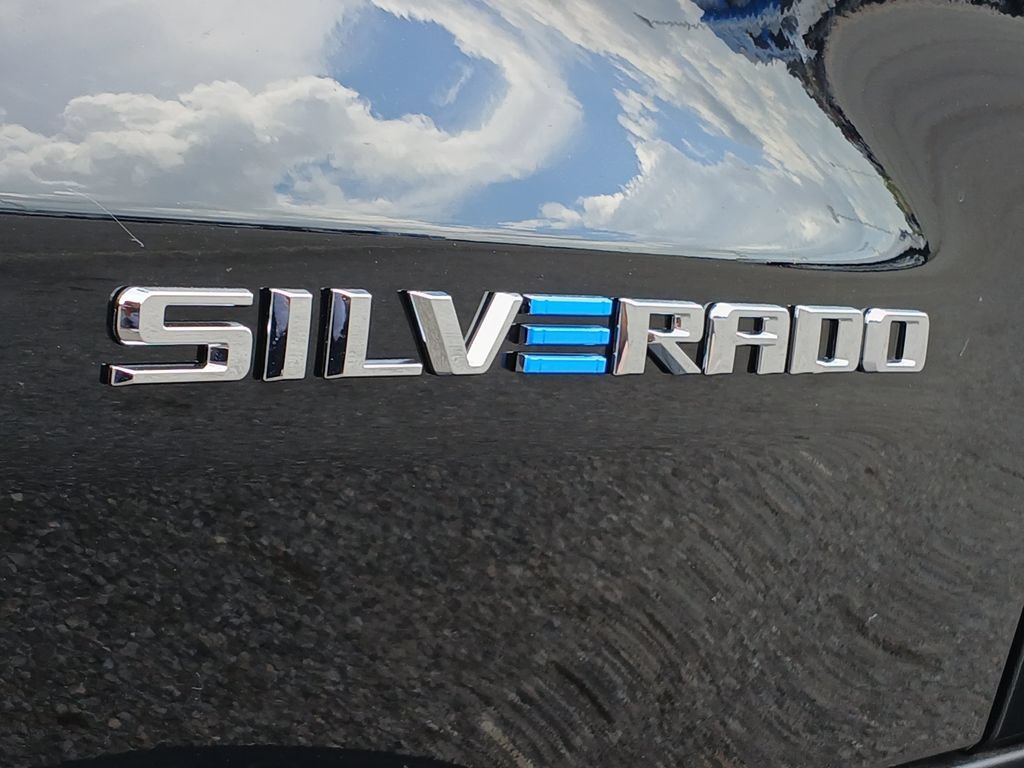 2026 Chevrolet Silverado EV LT - Photo 33