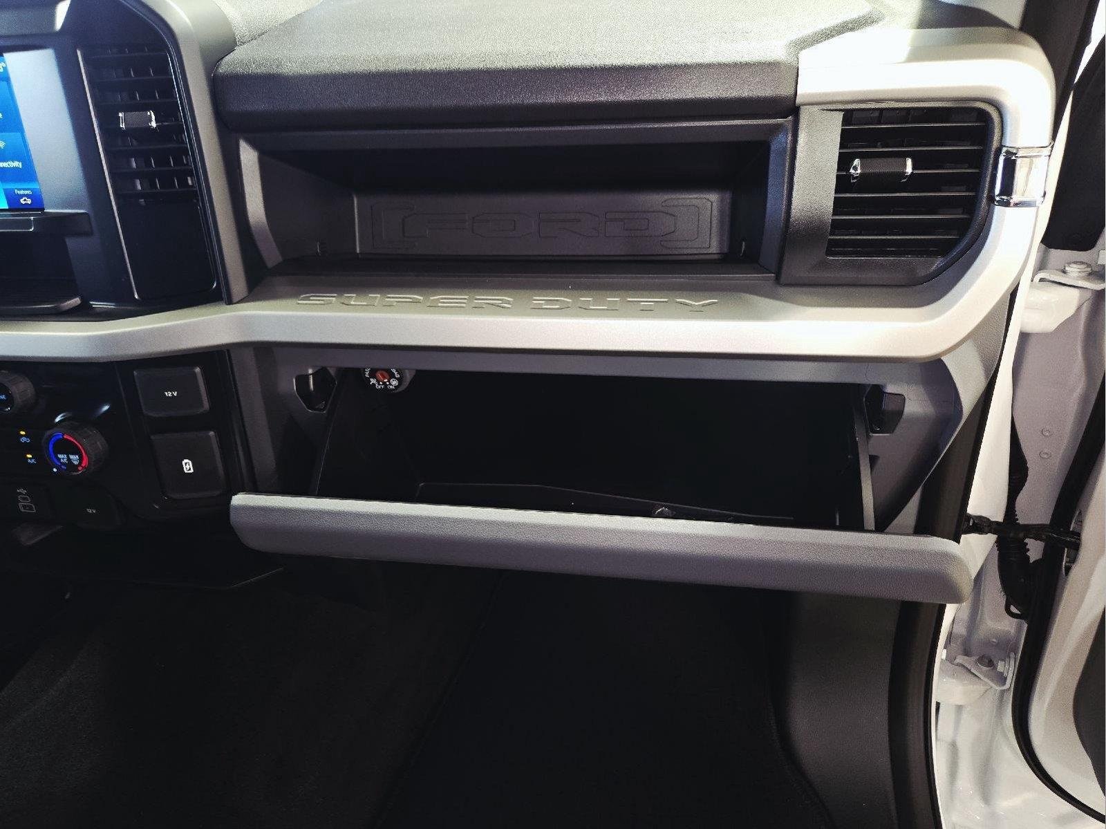 New 2026 Oxford White Ford F-250® XL image 67