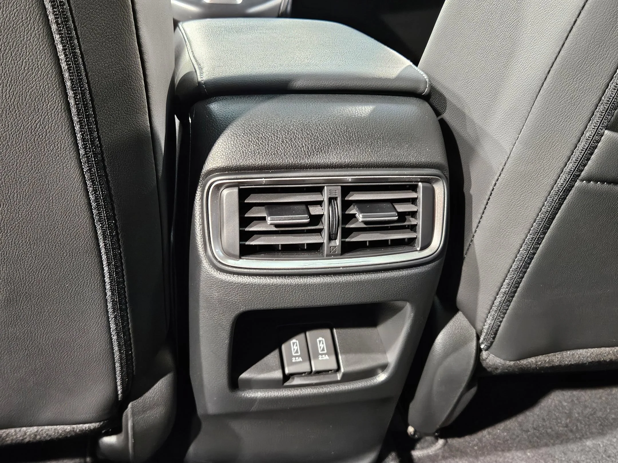 Used 2022 Platinum White Pearl Honda Touring image 38