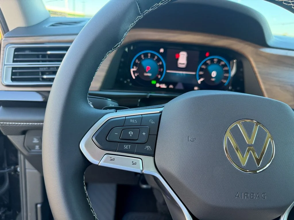 2026 Volkswagen Atlas SE w/Tech - Photo 18