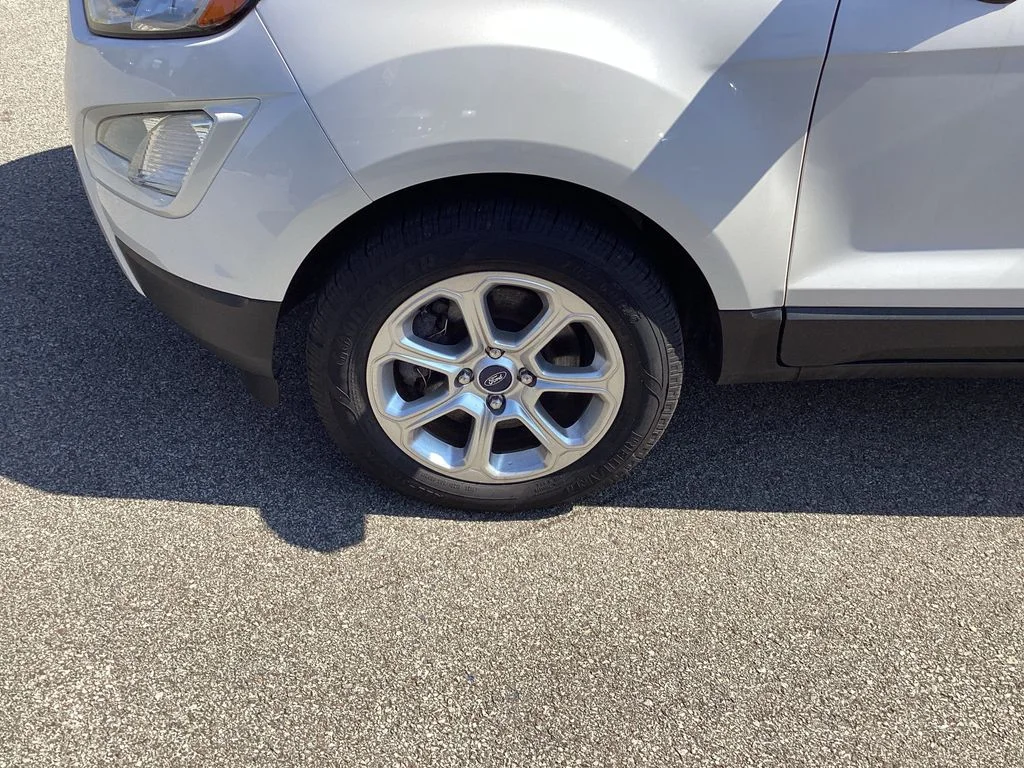 Used 2018 White Ford SE image 24