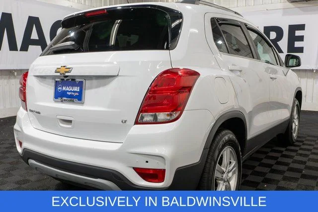 Used 2020 White Chevrolet LT image 5