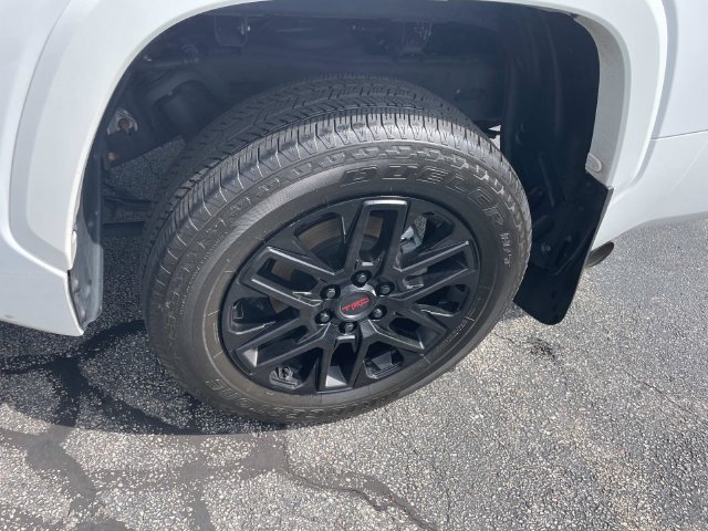 Certified Used 2024 Ice Toyota SR5 image 15