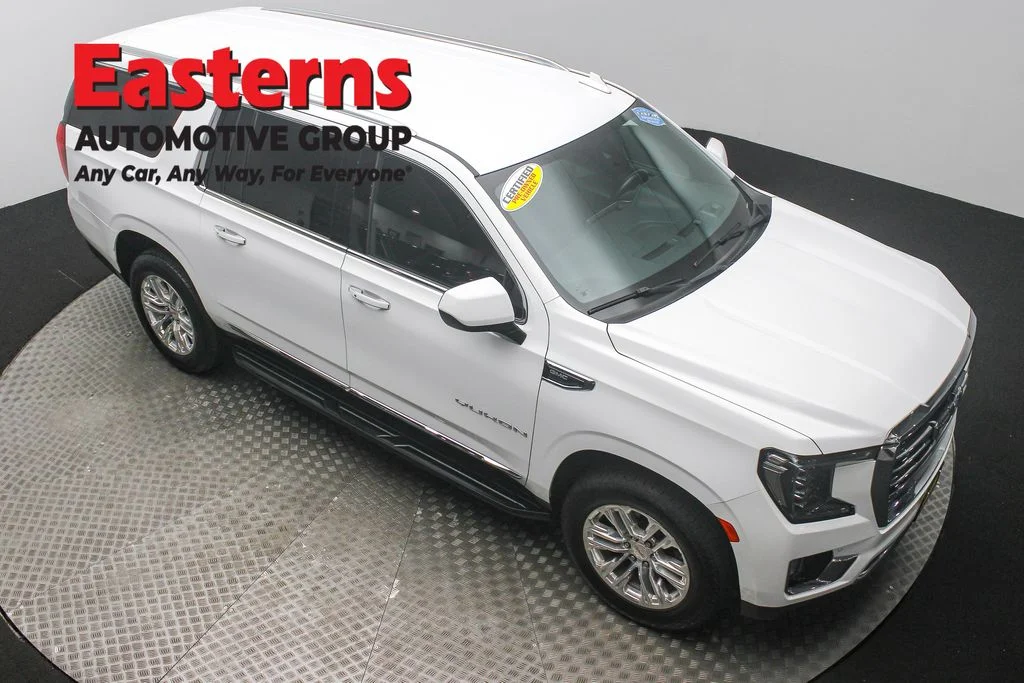 Used 2024 White GMC SLT image 3