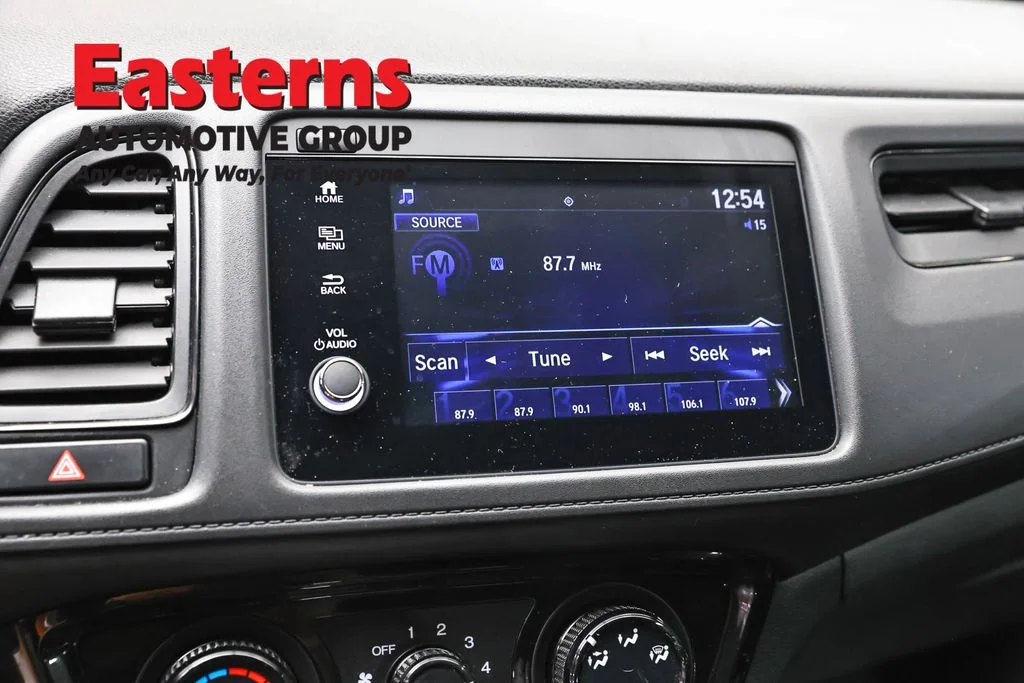 Used 2022 White Honda Sport image 17