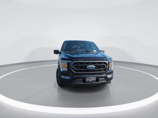 Used 2023 Black Ford XLT image 3