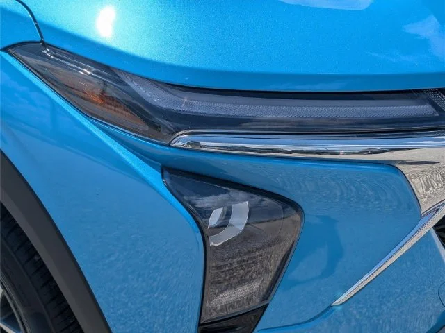 Used 2025 Blue Chevrolet LT image 5