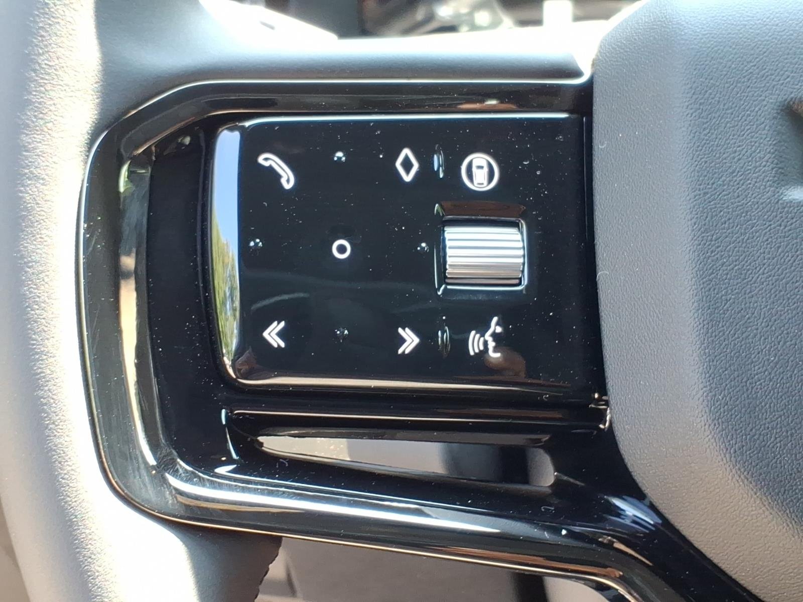 New 2026 Santorini Black Land Rover S image 16