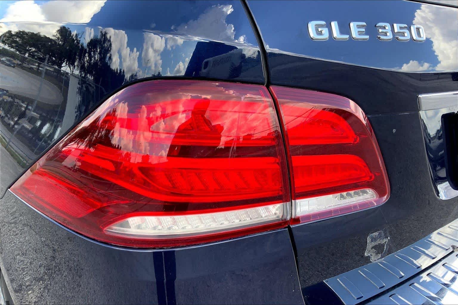 Used 2016 Lunar Blue Metallic Mercedes-Benz GLE 350 image 27