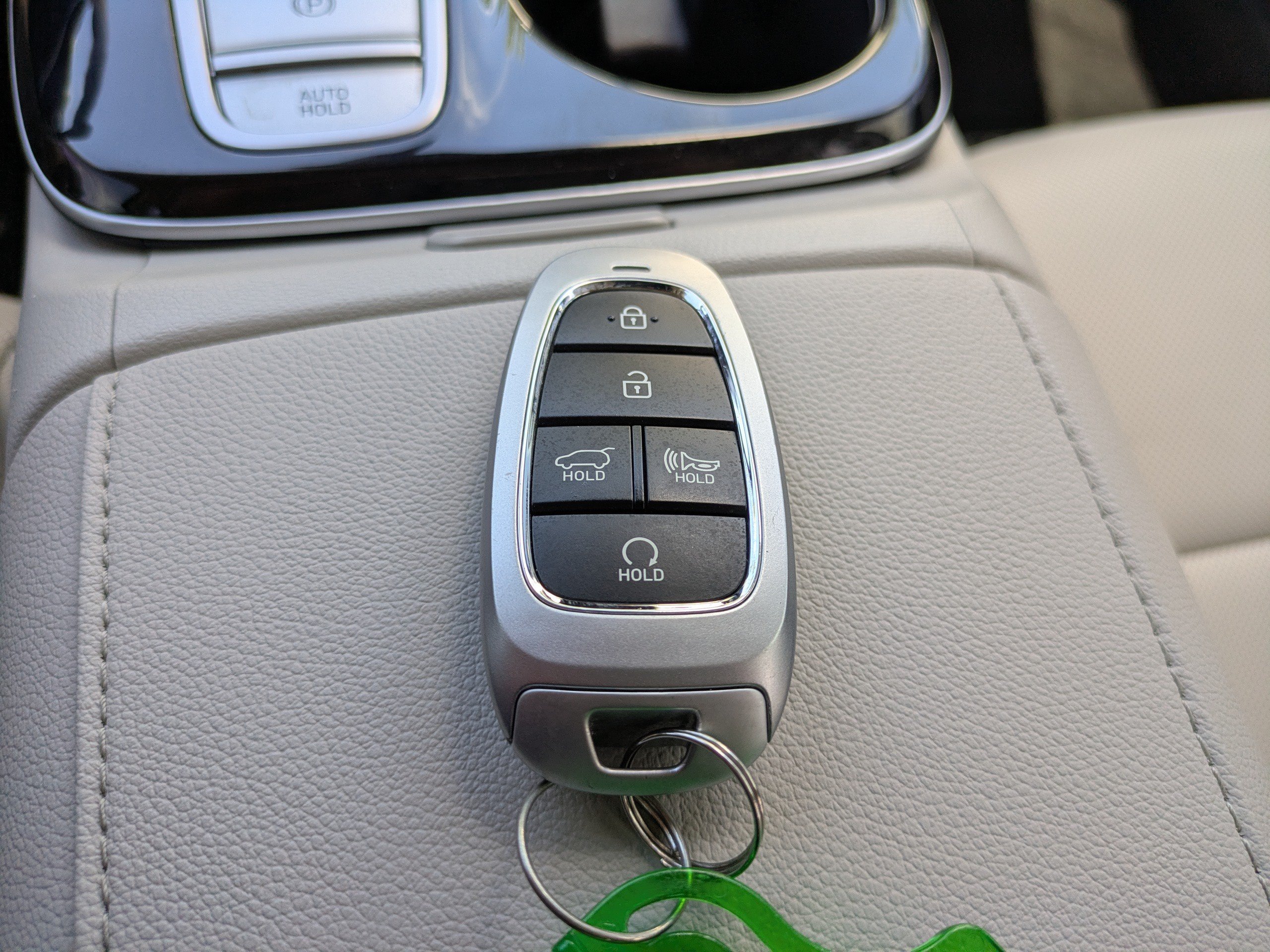 Certified Used 2024 Amazon Gray Hyundai SEL CONVENIENCE image 32