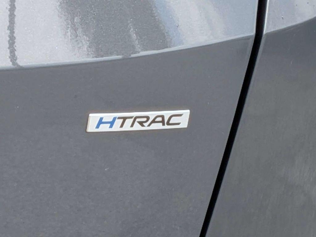 New 2025 Gray Hyundai SEL AWD image 13