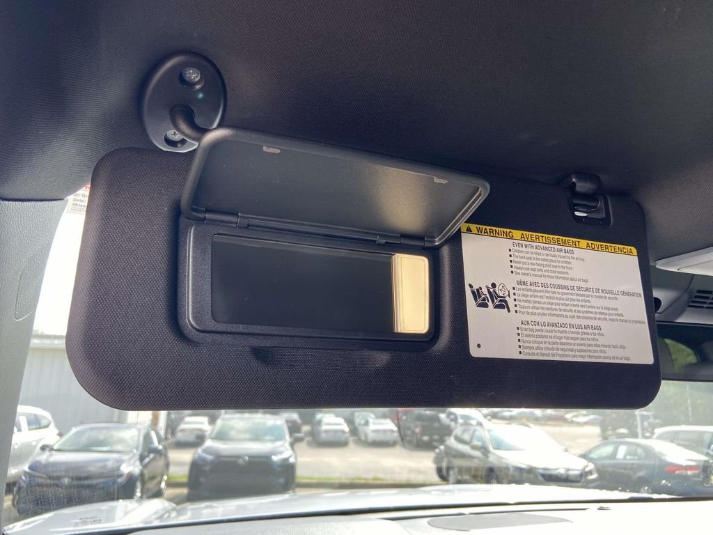 Used 2025 Silver Toyota SR5 image 27
