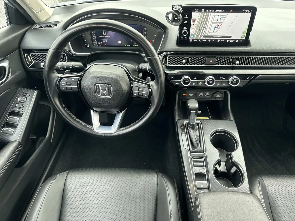 Used 2024  Honda Touring image 19