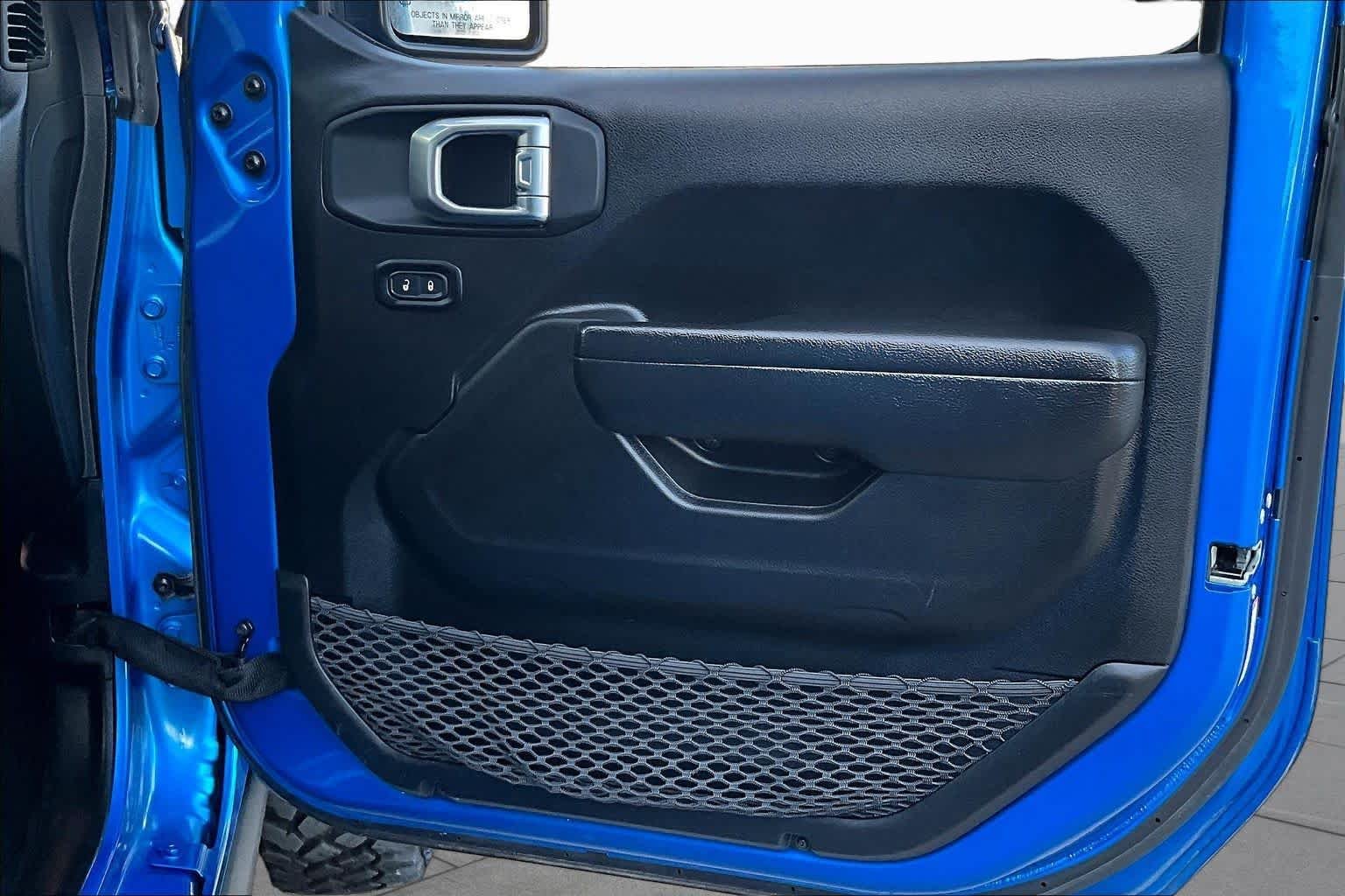 Used 2023 Hydro Blue Pearlcoat Jeep  image 22