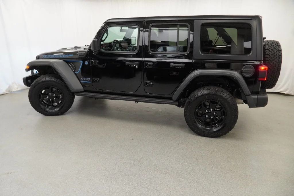 Used 2023 Black Jeep Rubicon 20th Anniversary Edition 4xe image 6