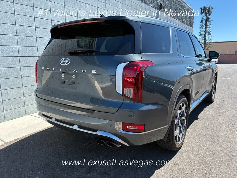 Used 2022 Graphite Hyundai Calligraphy image 3