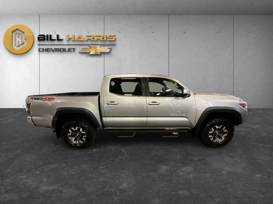 Used 2017 Silver Toyota TRD Off-Road image 10