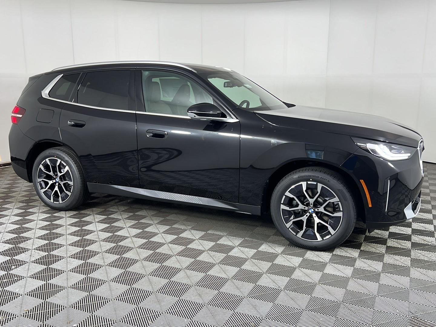 New 2026 Black Sapphire Metallic BMW 30 xDrive image 2