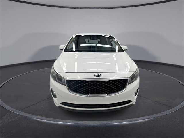 2017 Kia Sedona SX photo 2