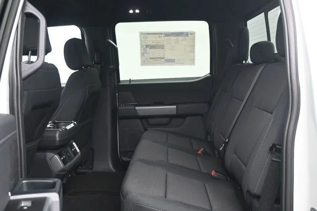 New 2026 Avalanche Ford XLT image 5