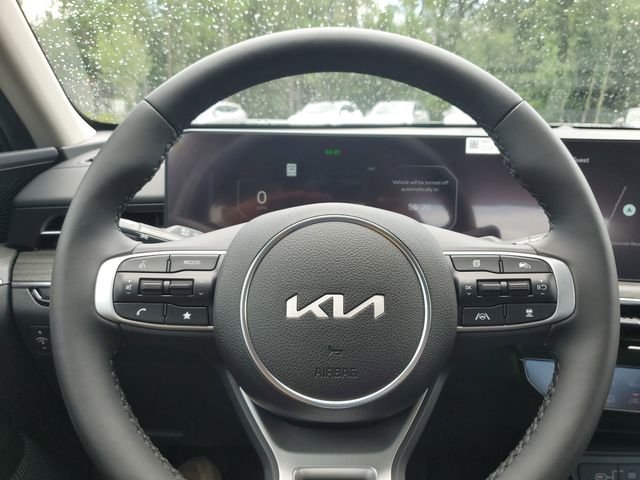 2025 Kia K5 EX - Photo 18