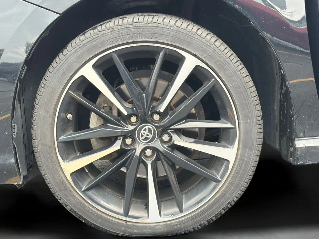 Used 2018 Black Toyota XSE image 9