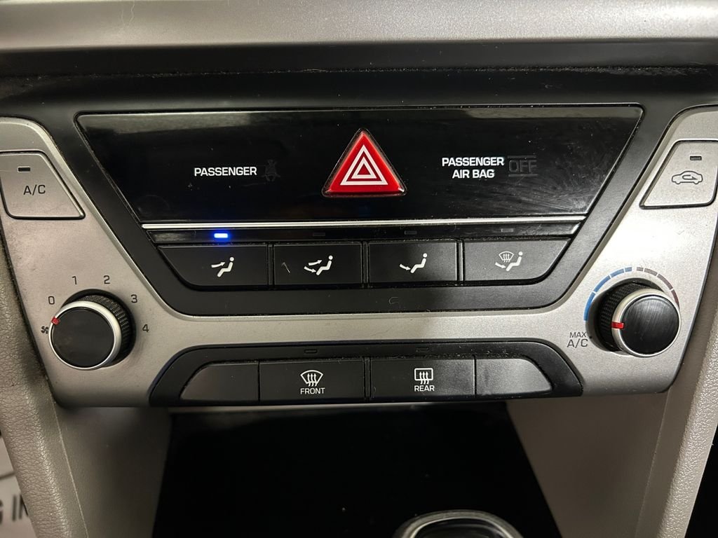 Used 2017 Silver Hyundai SE image 30