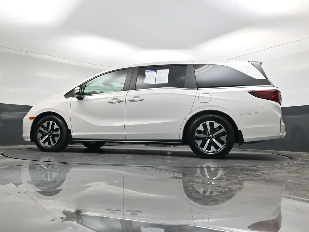 Certified Used 2025 White Honda EX-L image 44