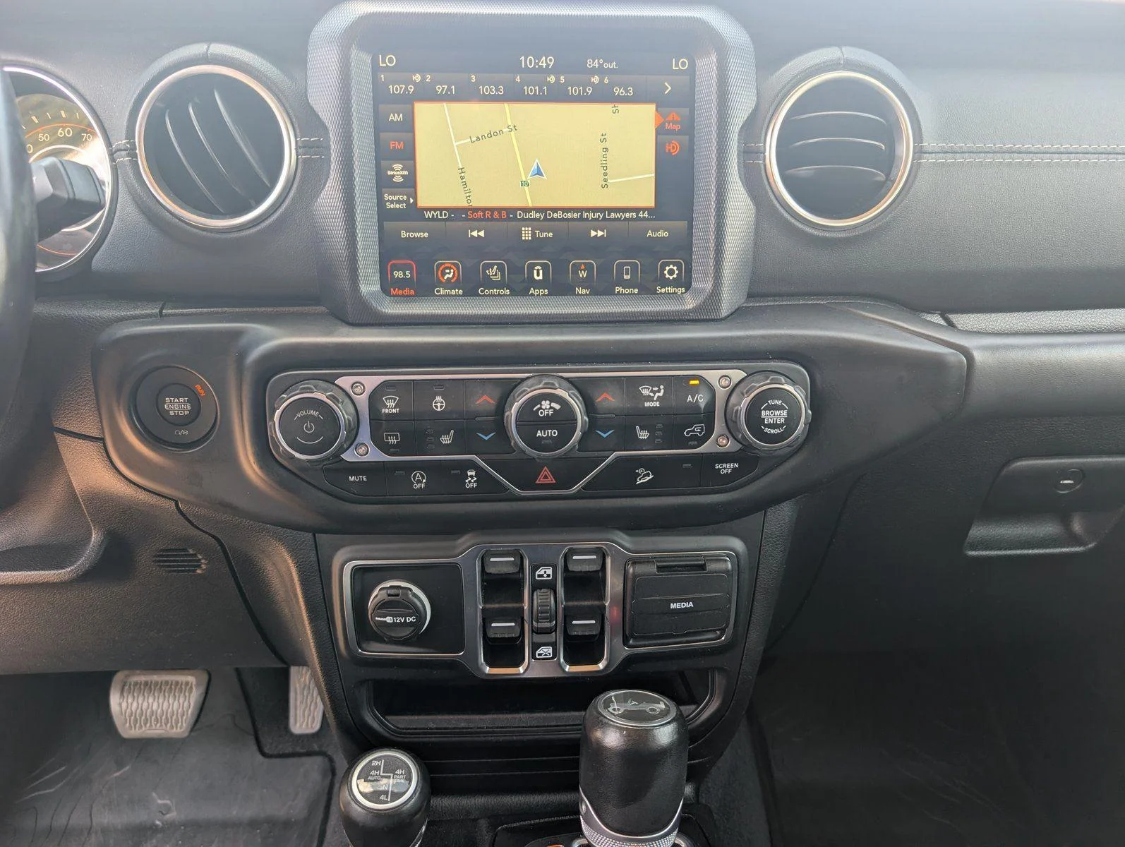 Used 2020 Granite Crystal Metallic Clearcoat Jeep North Edition image 50