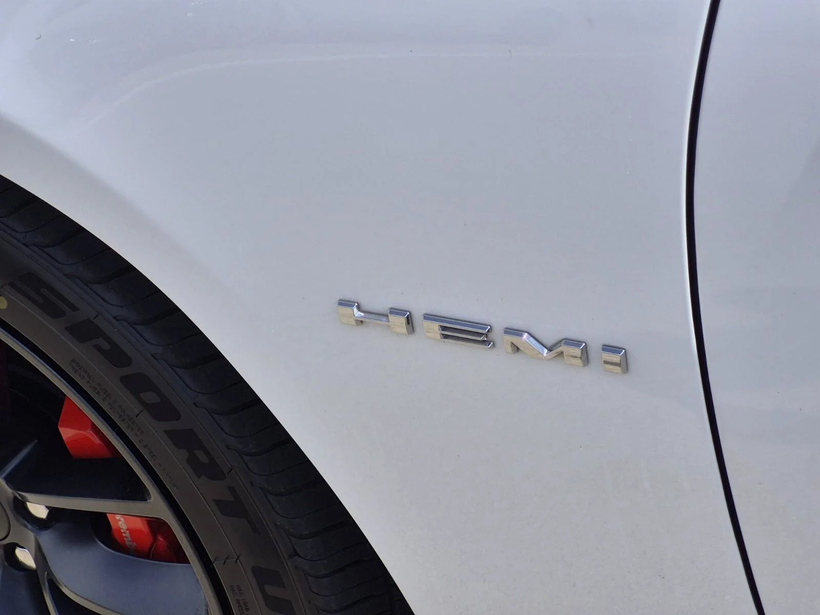 Used 2022 White Knuckle Clearcoat Dodge R/T image 9