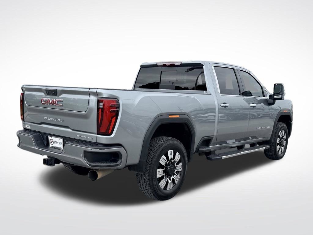Used 2024 Silver GMC Denali image 7