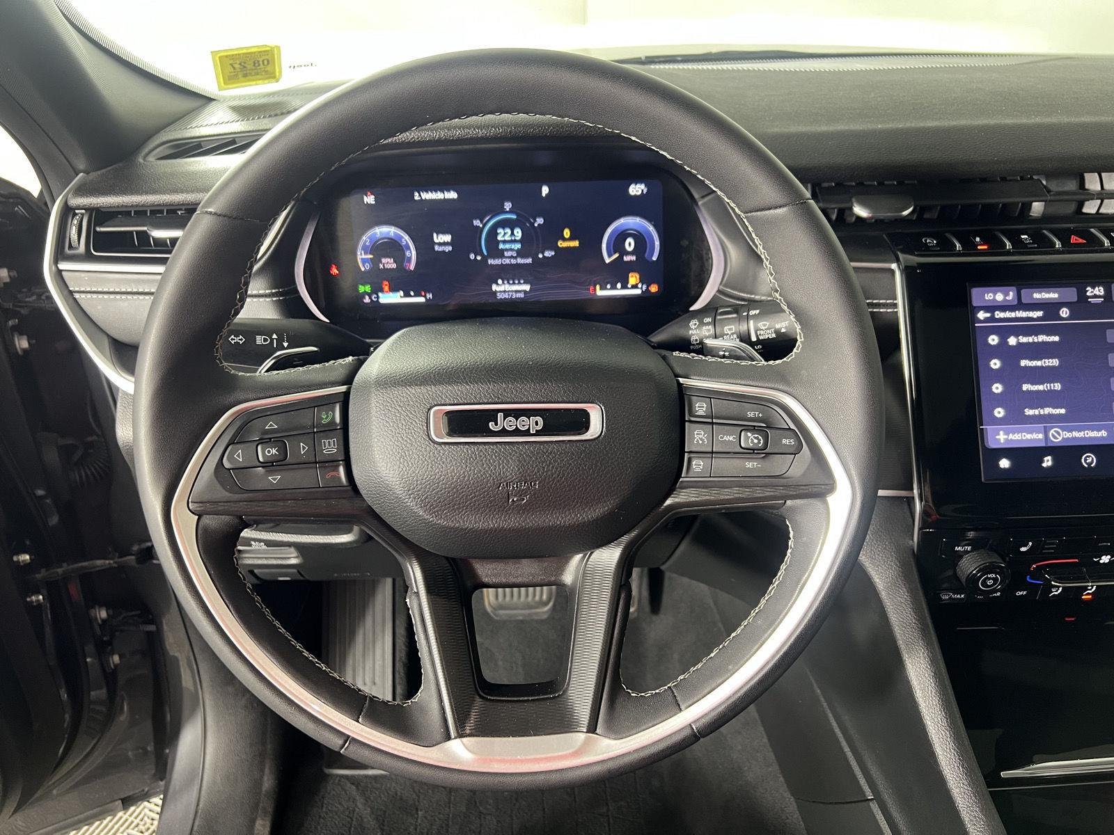Used 2024 Baltic Gray Metallic Clearcoat Jeep Altitude image 21