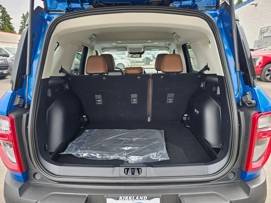 New 2025 Velocity Blue Metallic Ford Outer Banks® image 13