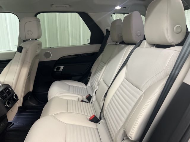 2026 Land Rover Discovery S - Photo 15