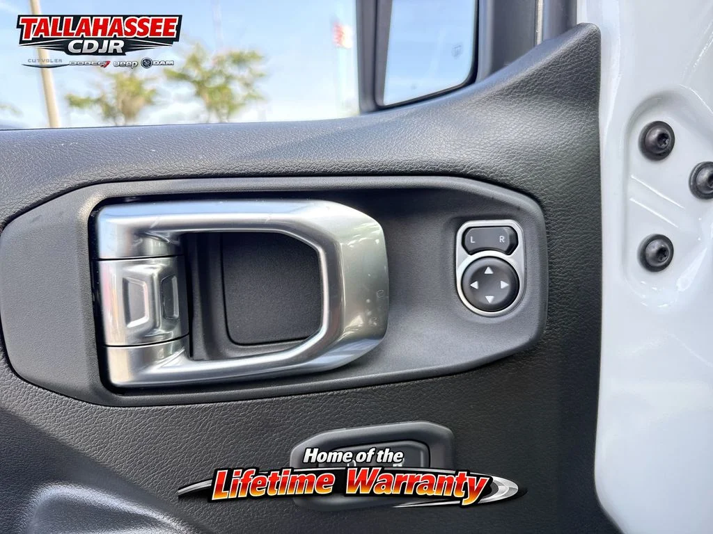 New 2026 Bright White Clear-Coat Exterior Paint Jeep Sport S image 15