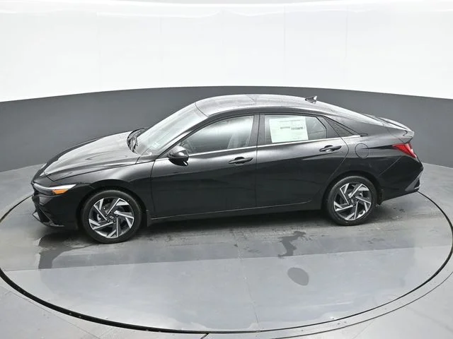 New 2026 Black Hyundai Limited image 12