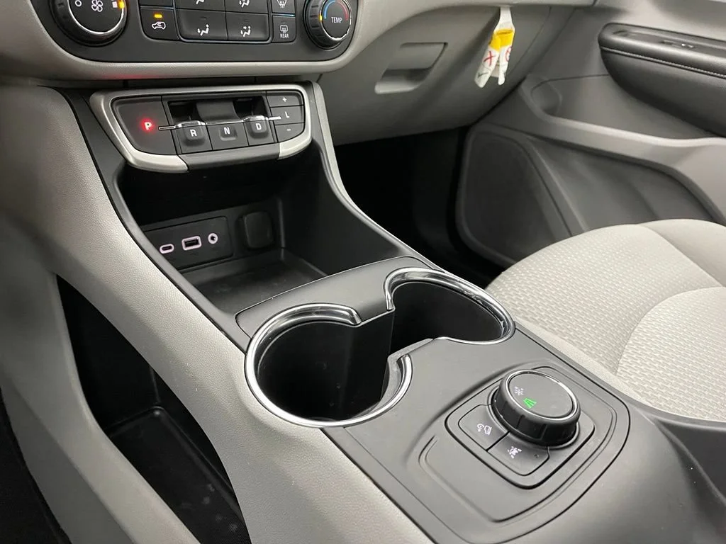 Used 2024 Downpour Metallic GMC SLE image 24