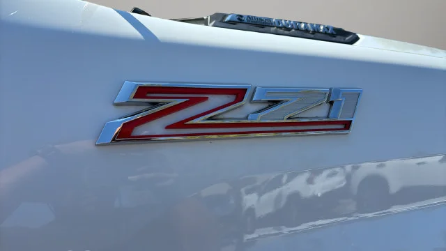 Used 2022 White Chevrolet LTZ image 49