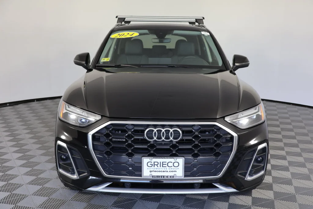 Used 2024 Mythos Black Metallic Audi 45 S line Premium Plus image 3