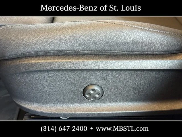 New 2026 Mountain Grey Metallic Mercedes-Benz GLB 250 image 16