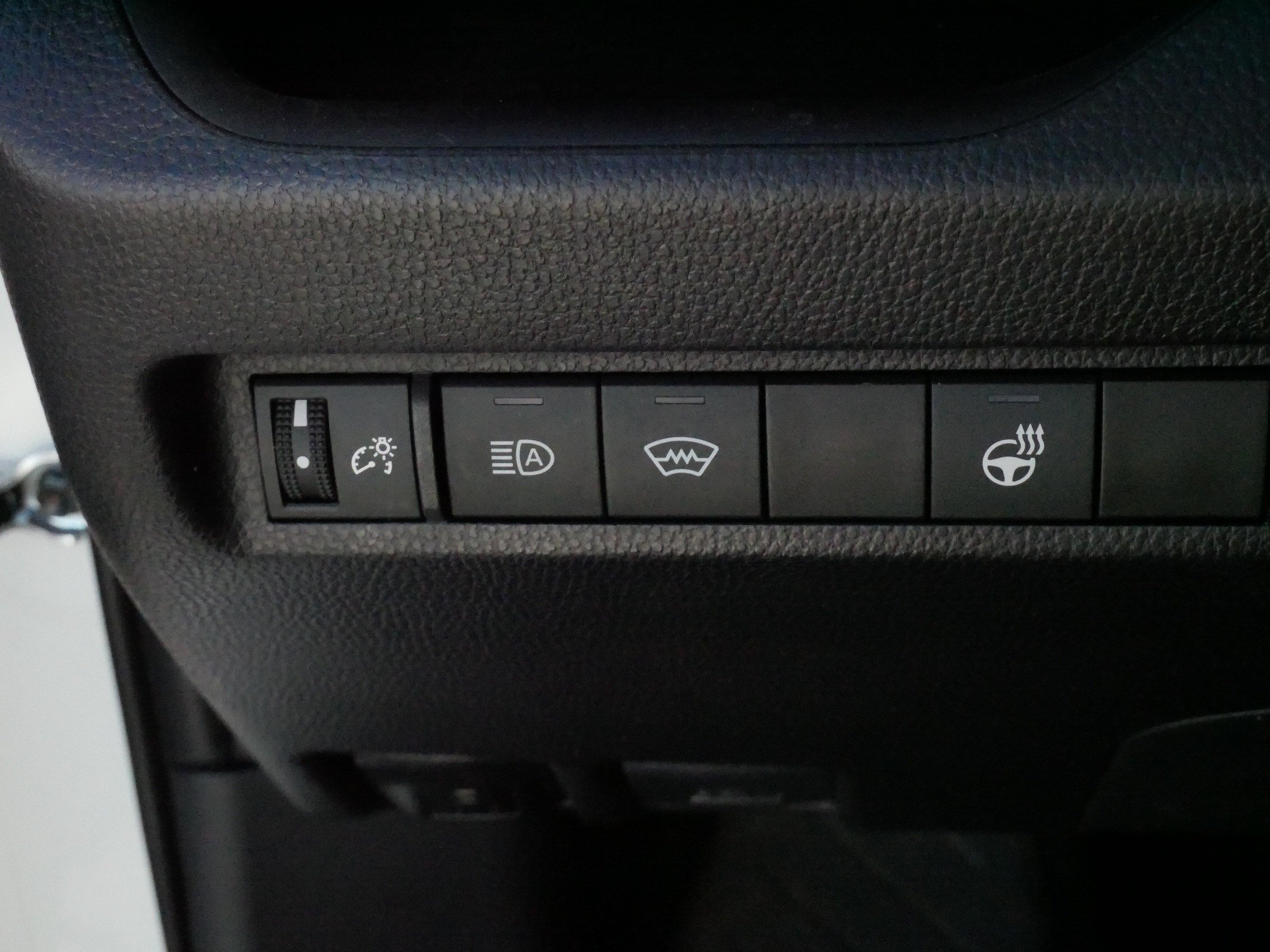 Certified Used 2025 ICE CAP Toyota XLE image 27