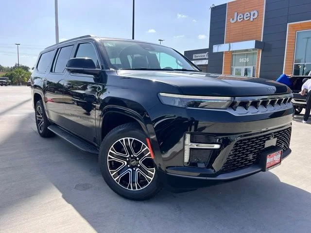 2026 Jeep Grand Wagoneer 