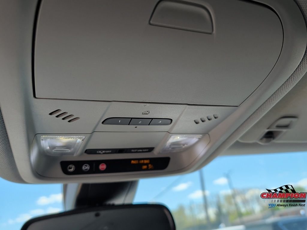 Used 2021 Silver Chevrolet LT image 20