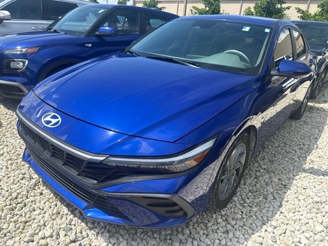Used 2024 Blue Hyundai SEL image 1
