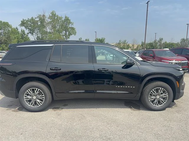 2026 Chevrolet Traverse LT - Photo 6