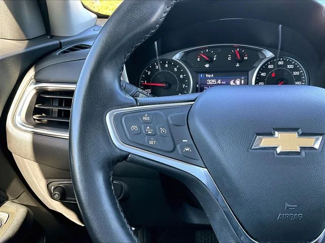 Used 2022 White Chevrolet LT image 14