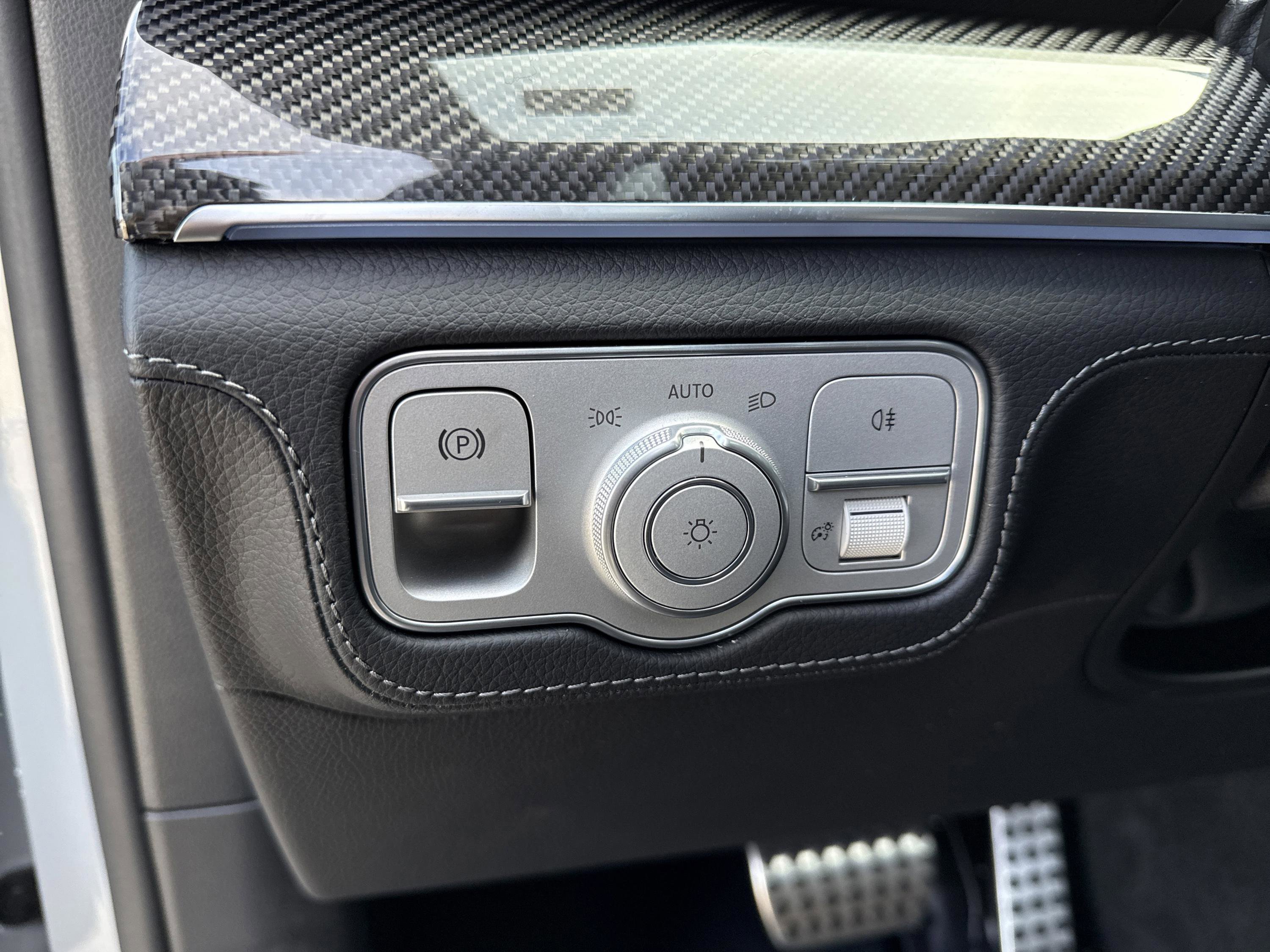 New 2026 MANUFAKTUR Alpine Grey Mercedes-Benz AMG® GLE 53 image 12