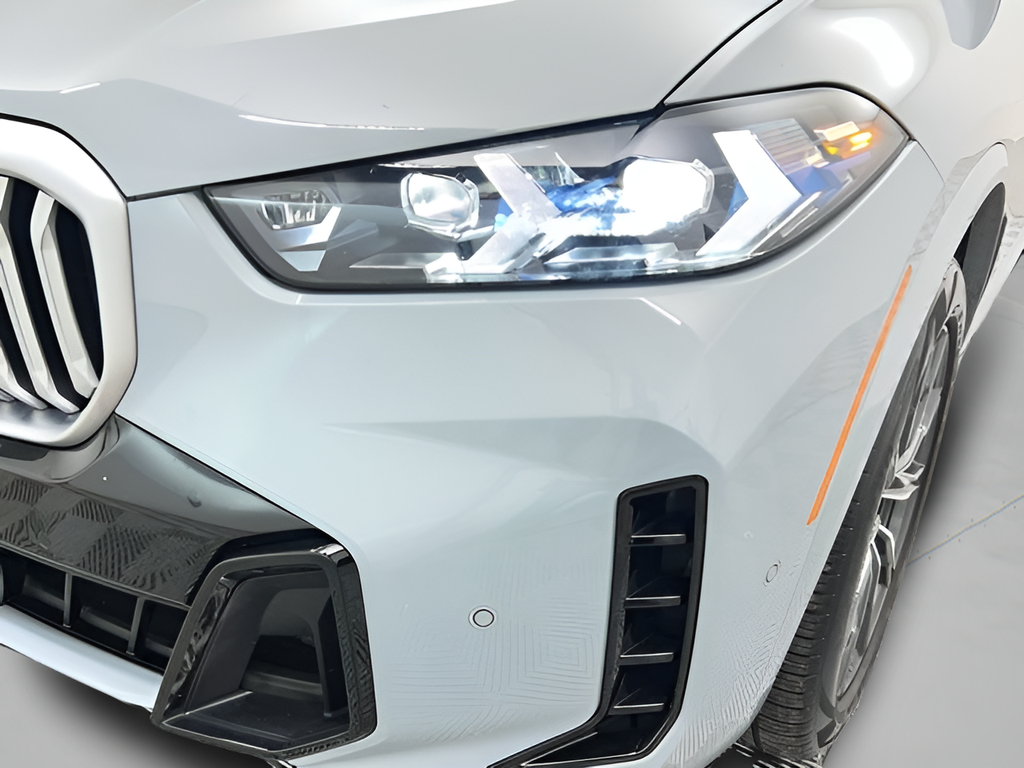 Used 2026 Gray Metallic BMW xDrive40i image 8